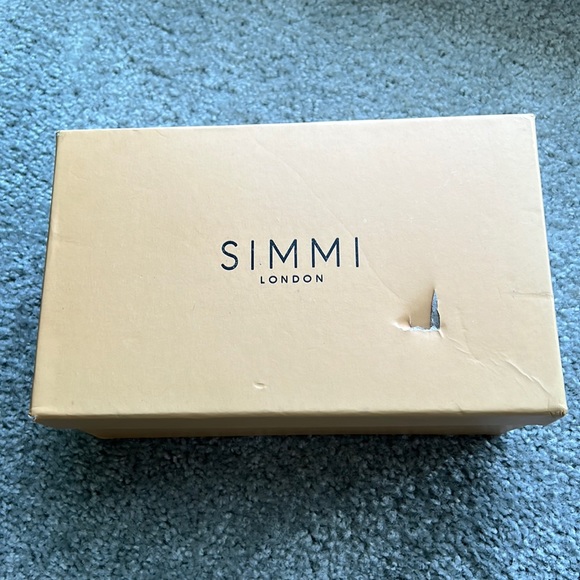 Mules - Picture 2 of 12